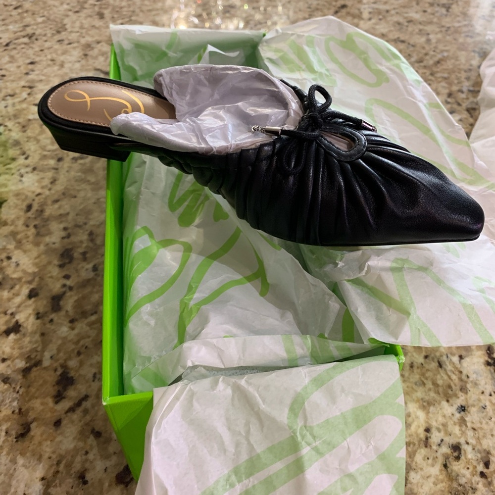Sam Edelman Women’s Black Ruched Pointed-Toe Mule Shoes / Sandals Size 5 NEW